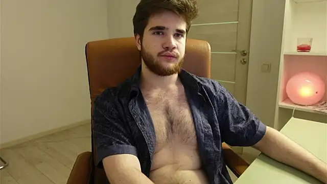 Mark Maxim online show from December 3, 2025, 9:14 pm