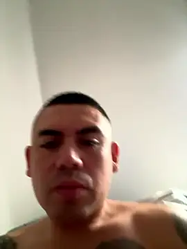 davidxxx099 online show from January 16, 2026, 3:27 pm