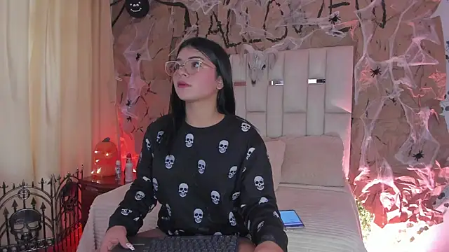 Jade Nmm online show from October 27, 2025, 12:50 pm