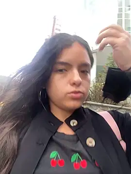 Snapshot of EmilyHarperr chatting on September 13, 2025, 11:43 am EmilyHarperr online show from September 13, 2025, 11:43 am