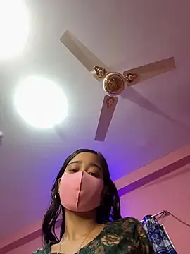 maya-Couple19 online show from April 14, 2026, 6:02 pm