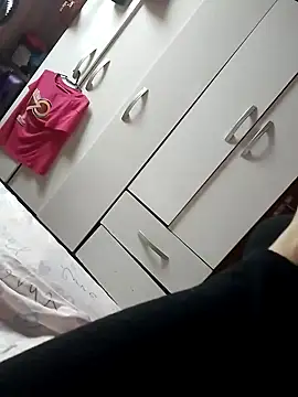 RafaelaFerras online show from February 15, 2026, 9:14 pm