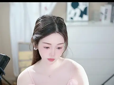 Snapshot of abbyli12 chatting on October 23, 2025, 2:38 pm abbyli12 online show from October 23, 2025, 2:38 pm