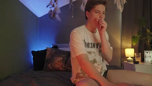 RusBradPitt online show from March 16, 2026, 10:08 am