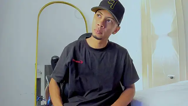 DustinandJordan online show from February 26, 2026, 4:12 am