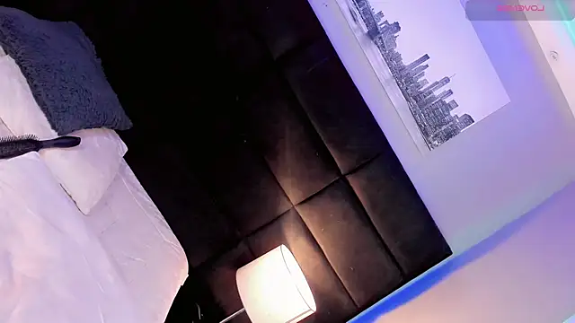 Snapshot of Ana_Paaula23 chatting on October 27, 2025, 8:54 pm Ana Paaula23 online show from October 27, 2025, 8:54 pm