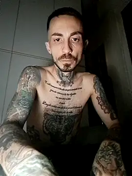 Robe420 online show from March 18, 2026, 10:32 pm