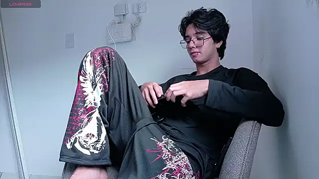 Markuss   online show from April 23, 2026, 12:11 pm