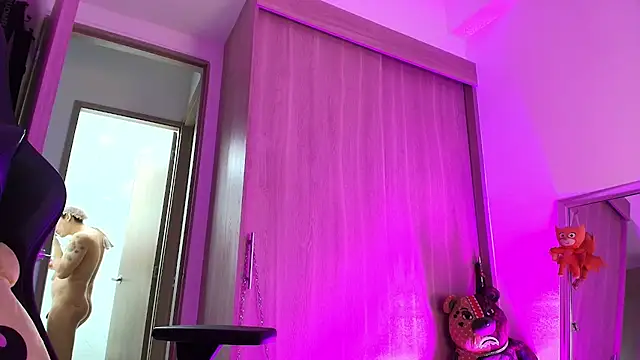 Snapshot of brunothompson3 chatting on September 14, 2025, 11:05 pm brunothompson3 online show from September 14, 2025, 11:05 pm