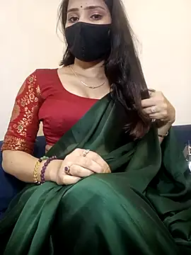 TheSassyGirl7 online show from February 18, 2026, 6:48 pm