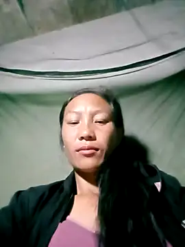 Lisa pusy online show from December 4, 2025, 9:14 pm