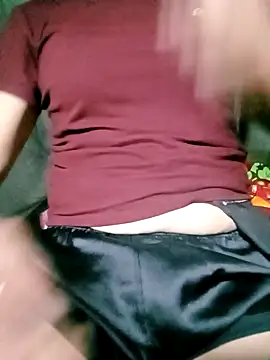 Lisa pusy online show from November 1, 2025, 1:49 pm