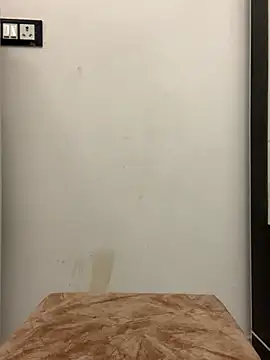 Snapshot of layra_9900 chatting on November 19, 2025, 5:24 pm layra 9900 online show from November 19, 2025, 5:24 pm