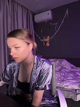 Snapshot of VelvetRush_ chatting on October 30, 2025, 4:26 pm VelvetRush  online show from October 30, 2025, 4:26 pm