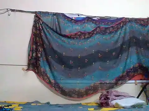 anubabysk12 online show from September 13, 2025, 1:27 am