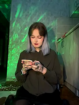 n1ghtcloud online show from September 27, 2025, 9:10 pm