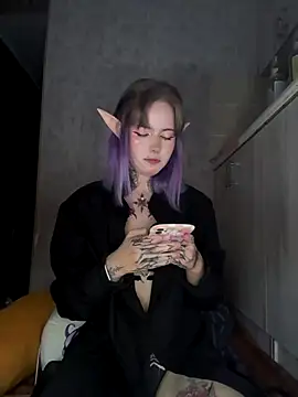 n1ghtcloud online show from September 30, 2025, 4:57 pm