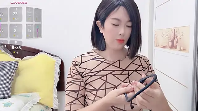 FeilL2t online show from September 23, 2025, 3:02 am