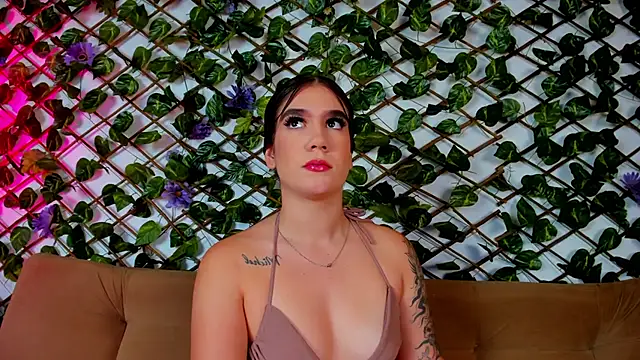 Snapshot of kloe_bella chatting on September 9, 2025, 12:58 pm kloe bella online show from September 9, 2025, 12:58 pm