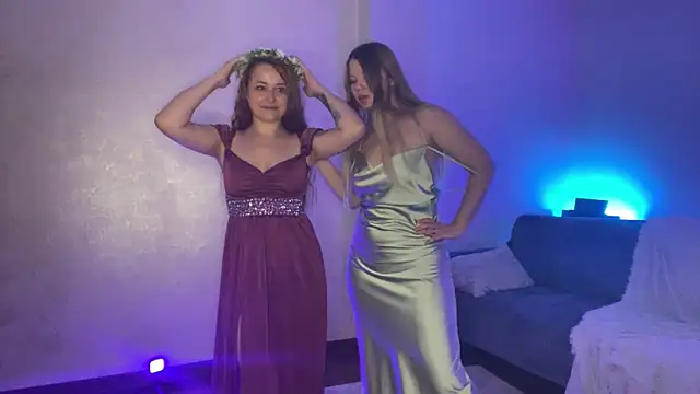 Stasia couple online show from October 22, 2025, 4:28 pm