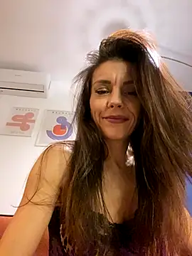 Snapshot of Aria_Storm_ chatting on November 29, 2025, 8:42 pm Aria Storm online show from November 29, 2025, 8:42 pm