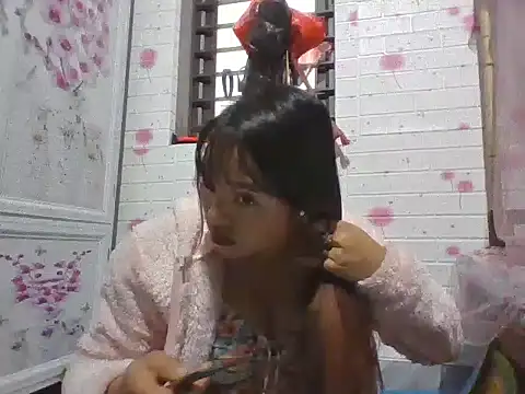 Lee coope online show from December 17, 2025, 1:10 am