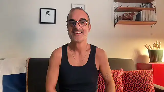 Snapshot of Milkywaymen chatting on September 23, 2025, 1:29 pm Milkywaymen online show from September 23, 2025, 1:29 pm