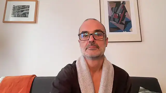 Milkywaymen online show from November 18, 2025, 2:42 pm