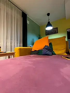 Snapshot of smint06 chatting on October 10, 2025, 5:36 pm smint06 online show from October 10, 2025, 5:36 pm