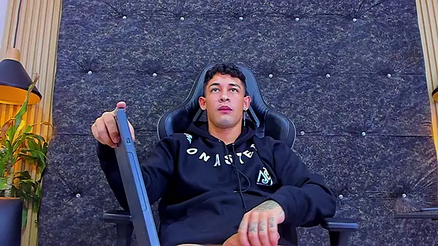 Snapshot of Jeff_Brunno_ chatting on September 29, 2025, 6:31 am Jeff Brunno online show from September 29, 2025, 6:31 am