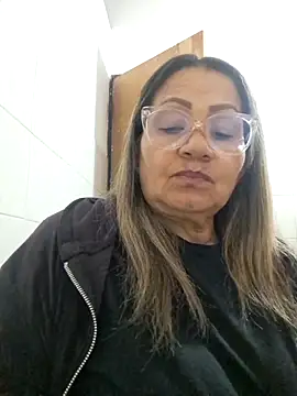 Vickysweeeettt online show from March 21, 2026, 4:46 am