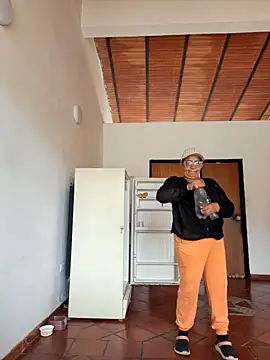 Vickysweeeettt online show from July 4, 2026, 4:22 pm