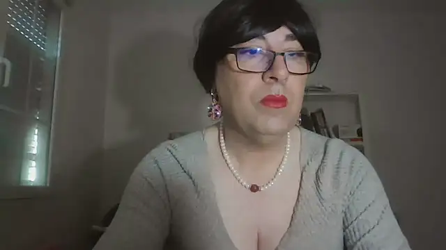 nataliacd online show from December 14, 2025, 9:26 am