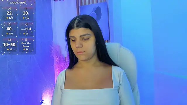 PauliinaBelle  online show from April 14, 2026, 12:10 pm