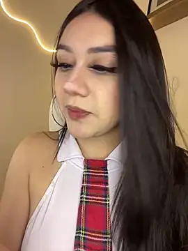 Snapshot of Zoe_Serrat chatting on December 14, 2025, 1:39 pm Zoe Serrat online show from December 14, 2025, 1:39 pm