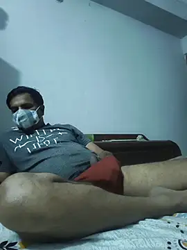 vardh033 online show from November 11, 2025, 7:19 pm