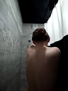 AlisaWyn online show from February 11, 2026, 2:17 pm