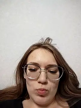 AlisaWyn online show from January 7, 2026, 3:39 pm