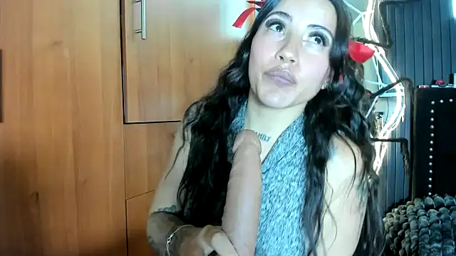 Snapshot of scarletr_red chatting on November 1, 2025, 11:20 pm scarletr red online show from November 1, 2025, 11:20 pm