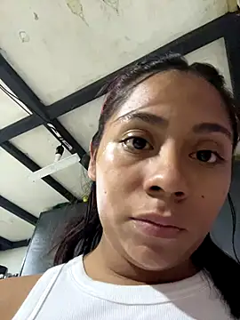 littlebunny31 online show from December 16, 2025, 5:11 am