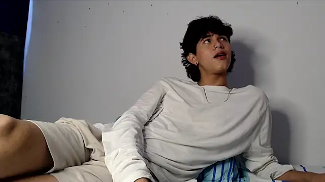 alexmark  online show from May 26, 2026, 5:22 pm