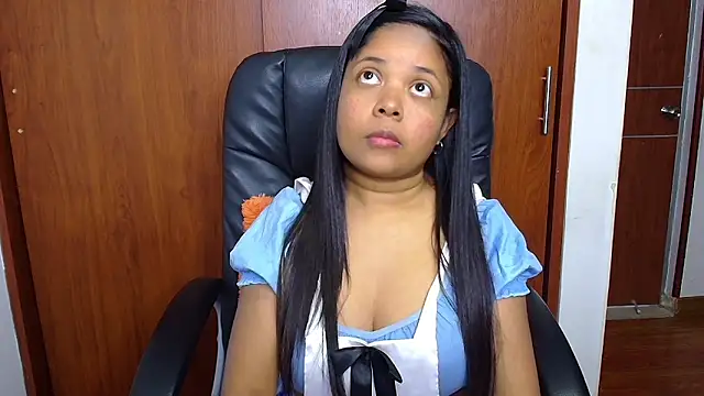 Snapshot of melikaronit2 chatting on October 30, 2025, 5:10 pm melikaronit2 online show from October 30, 2025, 5:10 pm