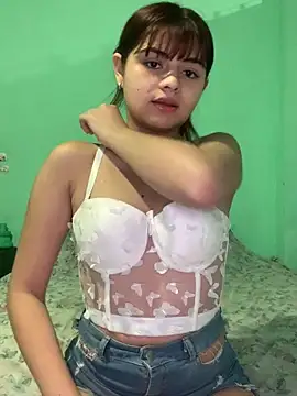 Snapshot of You_dirty_girl18 chatting on September 28, 2025, 3:35 am You dirty girl18 online show from September 28, 2025, 3:35 am