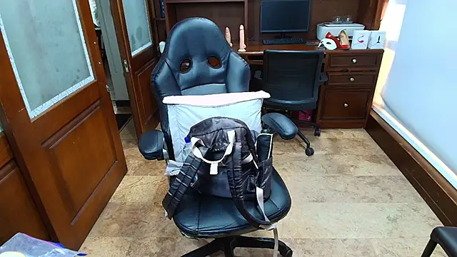 Snapshot of SexyRachel_ chatting on December 3, 2025, 12:37 pm SexyRachel online show from December 3, 2025, 12:37 pm