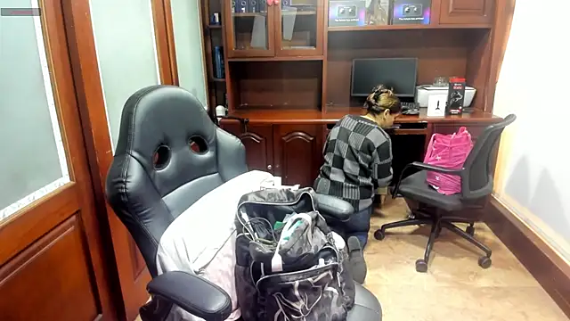 Snapshot of SexyRachel_ chatting on November 5, 2025, 12:19 pm SexyRachel online show from November 5, 2025, 12:19 pm