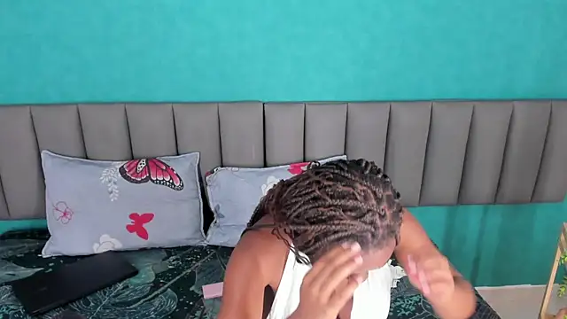 Snapshot of ThaliaOcean chatting on November 11, 2025, 12:55 pm ThaliaOcean online show from November 11, 2025, 12:55 pm