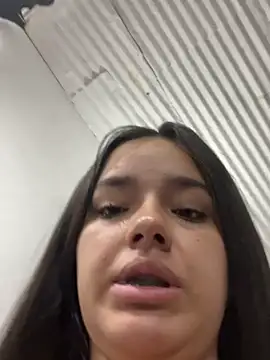 Luciaparker03 online show from November 3, 2025, 2:53 pm