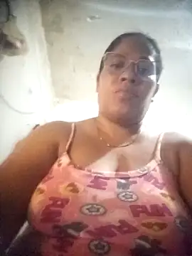 Snapshot of Big_ass_submissive chatting on November 19, 2025, 12:21 am Big ass submissive online show from November 19, 2025, 12:21 am