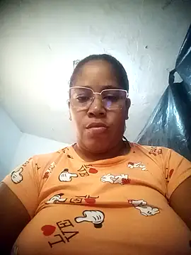 Snapshot of Big_ass_submissive chatting on November 9, 2025, 4:11 pm Big ass submissive online show from November 9, 2025, 4:11 pm