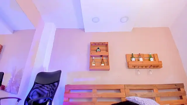 Snapshot of _miss_mia chatting on October 23, 2025, 10:47 am miss mia online show from October 23, 2025, 10:47 am